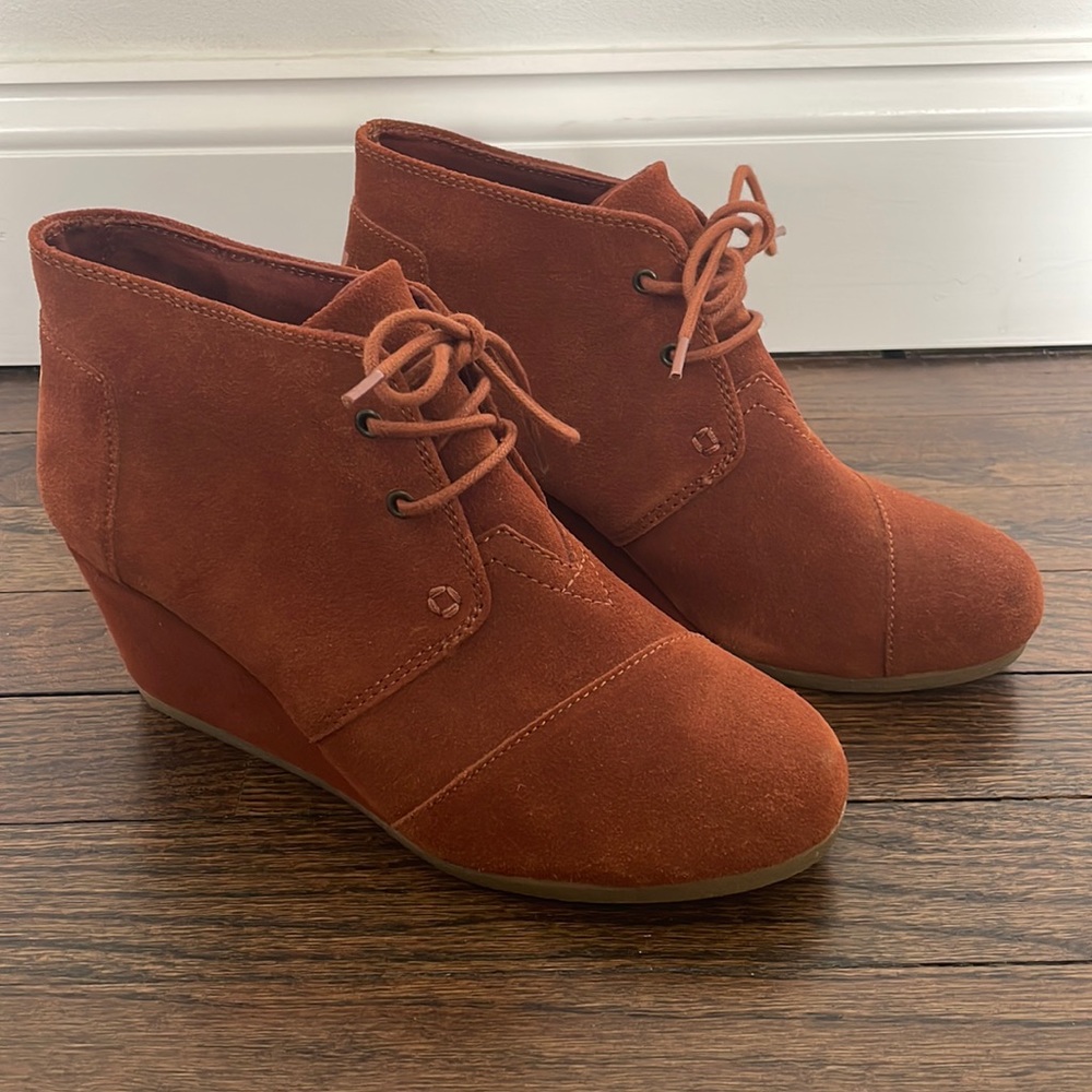 Toms Women's Suede Ankle Boots - Rust